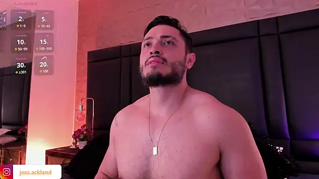 Snapshot of JossAckland chatting on November 12, 7:57 pm JossAckland online show from November 12, 7:57 pm