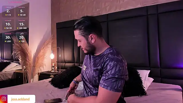 Snapshot of JossAckland chatting on November 20, 7:57 pm JossAckland online show from November 20, 7:57 pm