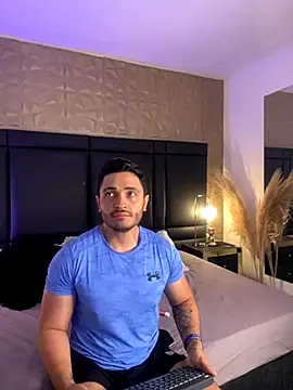 Snapshot of JossAckland chatting on November 22, 7:35 pm JossAckland online show from November 22, 7:35 pm