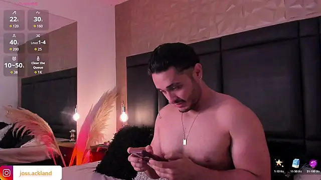 Snapshot of JossAckland chatting on December 17, 7:53 pm JossAckland online show from December 17, 7:53 pm