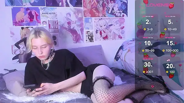 angel hao online show from December 5, 1:06 pm