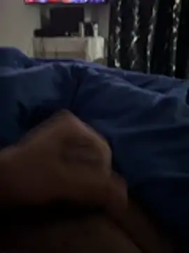 naughtyboyee12 online show from February 14, 8:05 pm