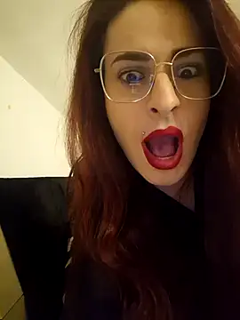 Snapshot of perla97 chatting on February 6, 8:34 pm perla97 online show from February 6, 8:34 pm