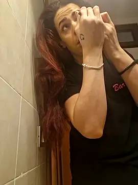 Snapshot of perla97 chatting on February 11, 8:20 pm perla97 online show from February 11, 8:20 pm