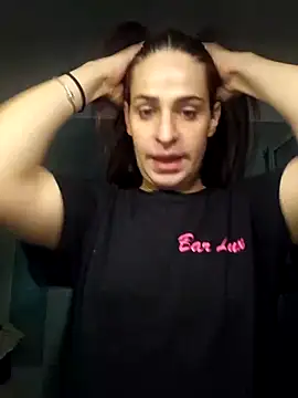 Snapshot of perla97 chatting on November 15, 4:47 pm perla97 online show from November 15, 4:47 pm