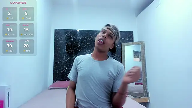 Snapshot of ada-brooke chatting on January 8, 12:18 pm ada-brooke online show from January 8, 12:18 pm