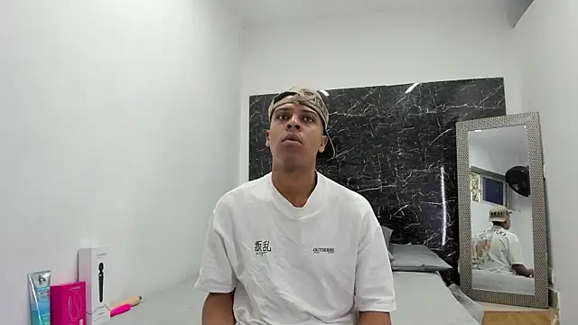 Snapshot of ada-brooke chatting on January 11, 12:43 pm ada-brooke online show from January 11, 12:43 pm