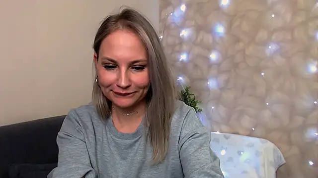 Sunny bunny6 online show from December 11, 5:04 pm