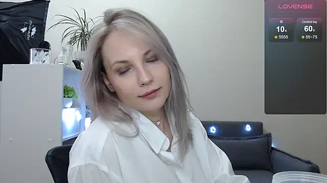 Sunny bunny6 online show from December 18, 8:53 am