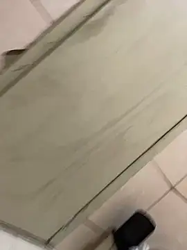 Snapshot of mjnas chatting on December 10, 2:59 am mjnas online show from December 10, 2:59 am