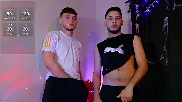 Snapshot of TommyandBillie chatting on October 23, 11:14 pm TommyandBillie online show from October 23, 11:14 pm