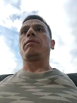 Snapshot of Andrewfalcon chatting on January 26, 11:39 am Andrewfalcon online show from January 26, 11:39 am