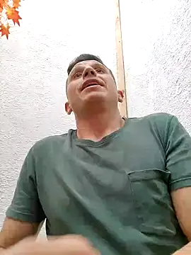 Snapshot of Andrewfalcon chatting on October 9, 6:28 pm Andrewfalcon online show from October 9, 6:28 pm