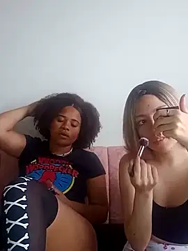 Snapshot of DANIELA_MICHEL chatting on December 6, 4:17 pm DANIELA MICHEL online show from December 6, 4:17 pm