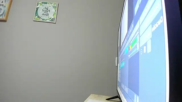 agussaenz online show from January 7, 9:57 pm