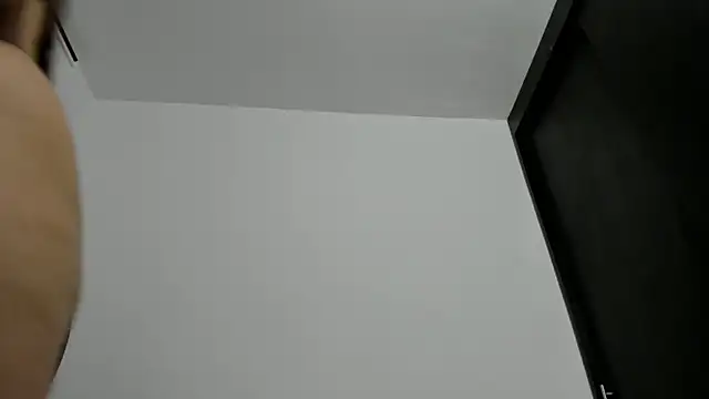 Sara-shely online show from December 19, 7:43 pm