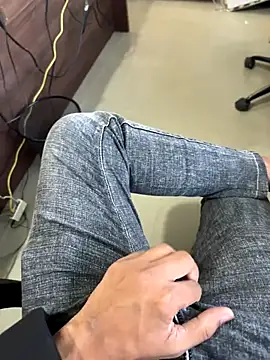 Snapshot of indboy chatting on October 14, 11:33 am indboy online show from October 14, 11:33 am