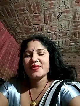 Snapshot of Suman007 chatting on December 8, 1:14 pm Suman007 online show from December 8, 1:14 pm