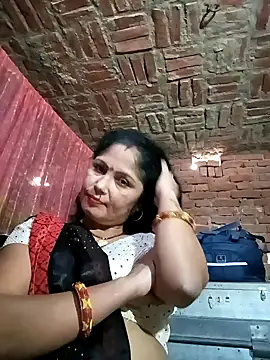 Snapshot of Suman007 chatting on December 10, 8:51 am Suman007 online show from December 10, 8:51 am