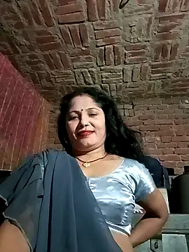 Snapshot of Suman007 chatting on December 10, 3:33 pm Suman007 online show from December 10, 3:33 pm