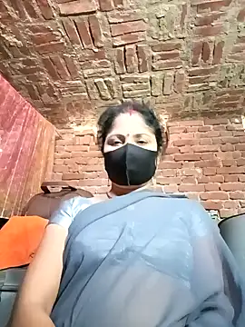 Snapshot of Suman007 chatting on December 20, 7:01 am Suman007 online show from December 20, 7:01 am