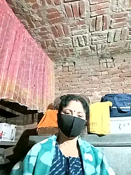 Snapshot of Suman007 chatting on December 21, 3:42 pm Suman007 online show from December 21, 3:42 pm