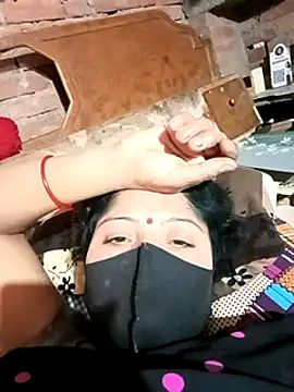 Snapshot of Suman007 chatting on December 23, 6:33 am Suman007 online show from December 23, 6:33 am