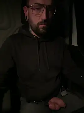 Snapshot of _Haptic_ chatting on December 19, 5:08 pm Haptic online show from December 19, 5:08 pm