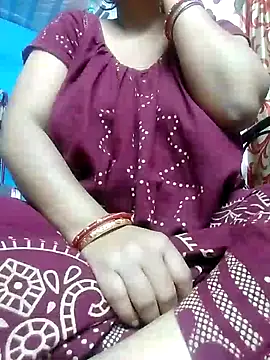 BERRY 00 online show from February 6, 6:24 pm