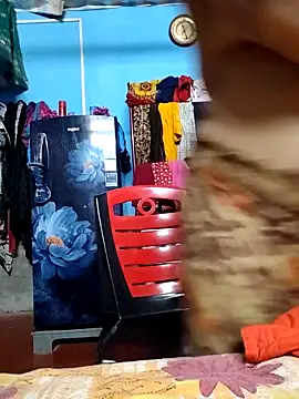 BERRY 00 online show from October 31, 5:58 pm