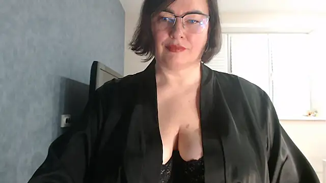 Nora Star online show from November 15, 4:36 pm