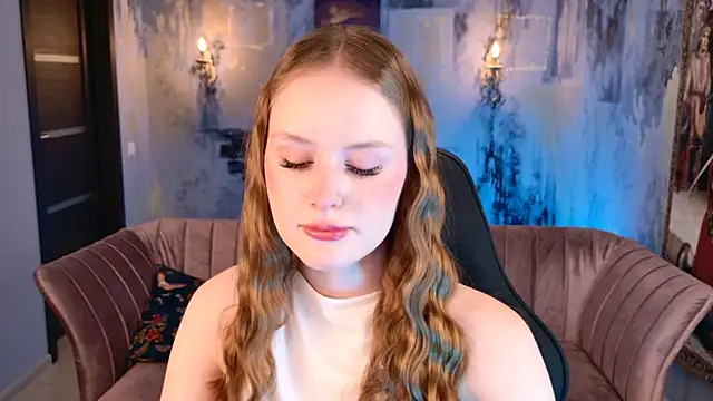 VivienLeeigh online show from November 11, 9:09 am