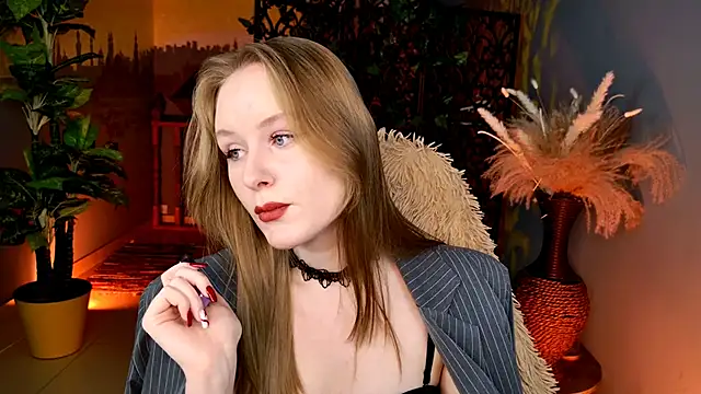 VivienLeeigh online show from April 29, 5:11 am