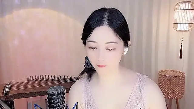Snapshot of Tian-xin-999 chatting on May 16, 5:23 pm Tian-xin-999 online show from May 16, 5:23 pm