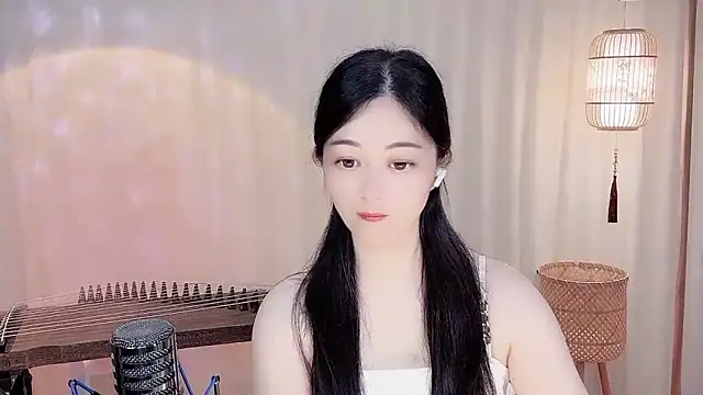 Snapshot of Tian-xin-999 chatting on May 18, 4:13 pm Tian-xin-999 online show from May 18, 4:13 pm