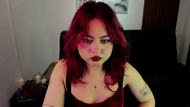 crimson tati  online show from November 5, 3:28 am