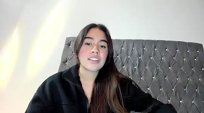 Snapshot of AriaMontgomery chatting on January 23, 7:54 am AriaMontgomery online show from January 23, 7:54 am