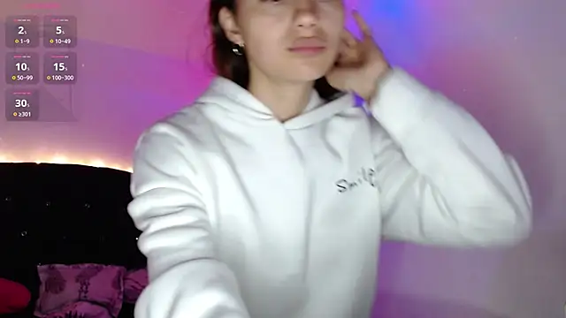 holy juli online show from January 21, 2:43 am