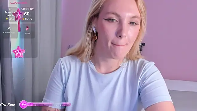Fluffy Monica online show from August 5, 1:08 am
