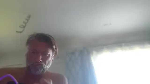 onlym4m online show from May 4, 12:23 pm