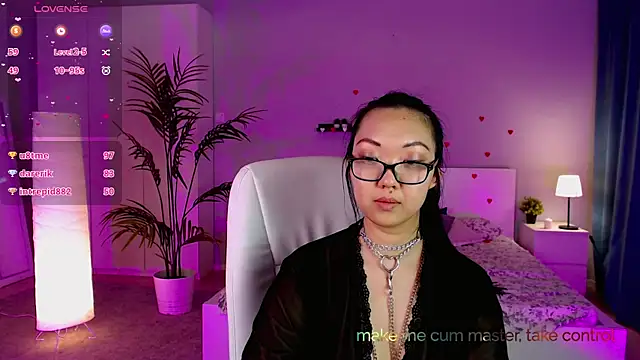 Snapshot of Marine_Vact chatting on February 19, 11:36 pm Marine Vact online show from February 19, 11:36 pm