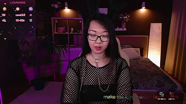 Snapshot of Marine_Vact chatting on March 4, 5:24 pm Marine Vact online show from March 4, 5:24 pm