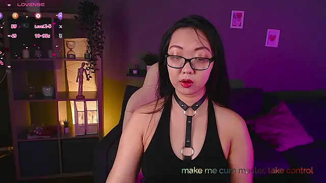 Snapshot of Marine_Vact chatting on March 14, 5:24 pm Marine Vact online show from March 14, 5:24 pm