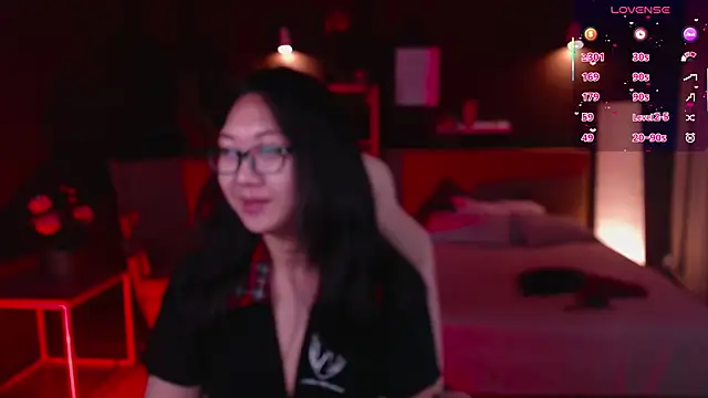 Snapshot of Marine_Vact chatting on September 19, 2:07 pm Marine Vact online show from September 19, 2:07 pm