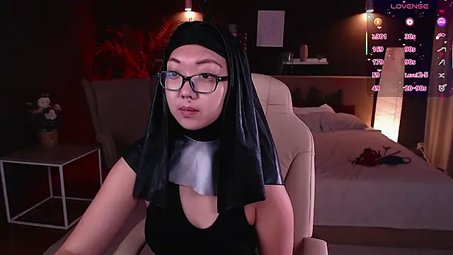 Snapshot of Marine_Vact chatting on October 1, 2:01 pm Marine Vact online show from October 1, 2:01 pm