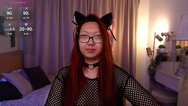 Snapshot of Marine_Vact chatting on May 26, 2:29 am Marine Vact online show from May 26, 2:29 am