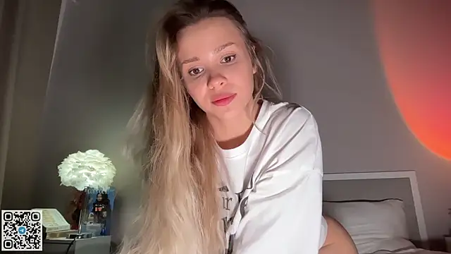 sunsally online show from November 15, 9:21 pm