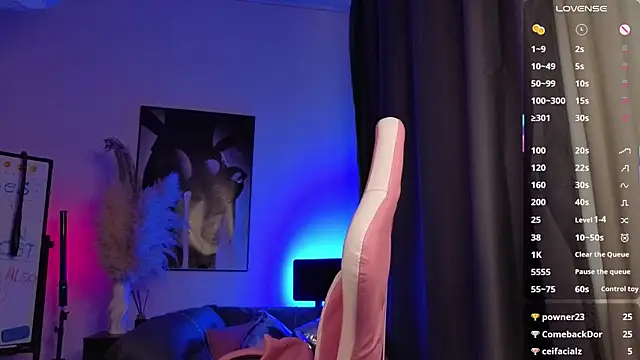 Snapshot of dragon_ink chatting on February 15, 7:51 am dragon ink online show from February 15, 7:51 am