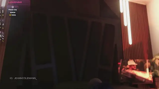 JeanColleman online show from February 5, 11:31 pm