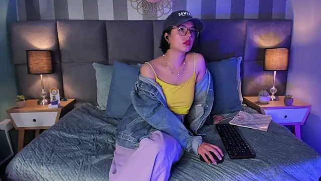 victoria byte online show from March 7, 1:29 pm